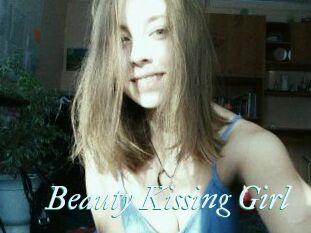 Beauty_Kissing_Girl