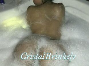 Cristal_Brinkely