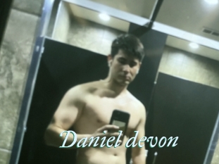 Daniel_devon