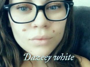 Dazeey_white