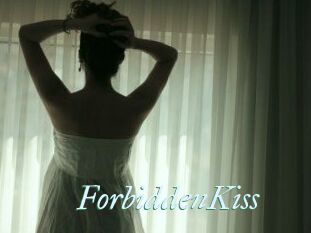 ForbiddenKiss_