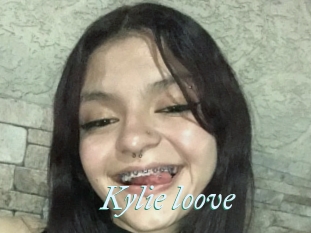 Kylie_loove