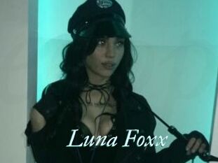 Luna_Foxx