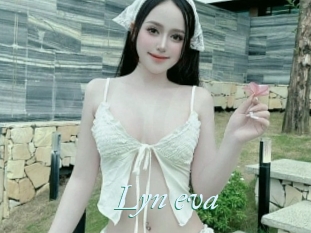 Lyn_eva