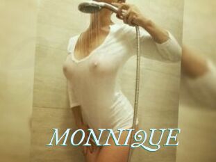 MONNIQUE_