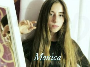 Monica_