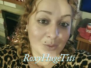 RoxyHugeTits